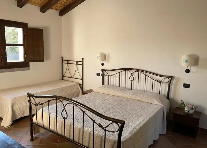 Pensionat Li Paduleddi Country 3*