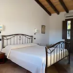 Li Paduleddi Country 3*